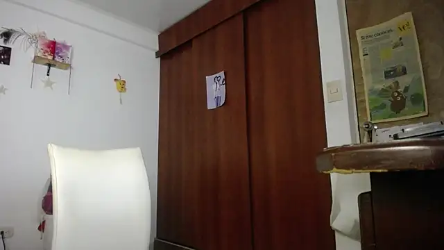 Chat XXX ao vivo de Moon_lunita