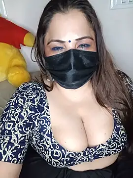 Jiya22's Live XXX Chat