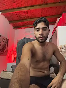 AlejandroGreco live XXX chat