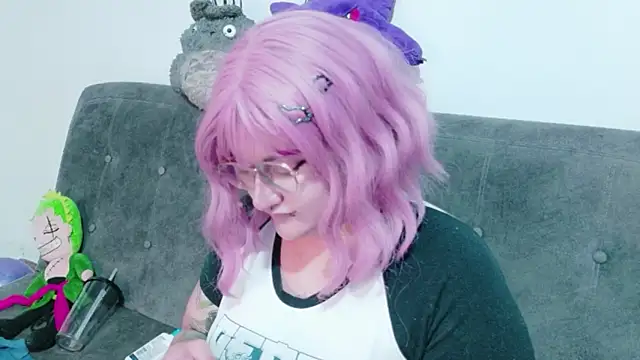 XxGreenGoodxX's Live XXX Chat