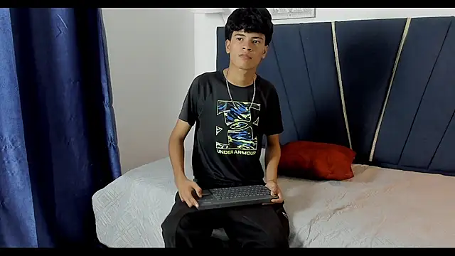 jacob_cum23 – Live XXX-chat