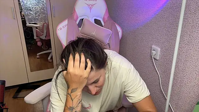 Živý XXX chat Katrin__kiss