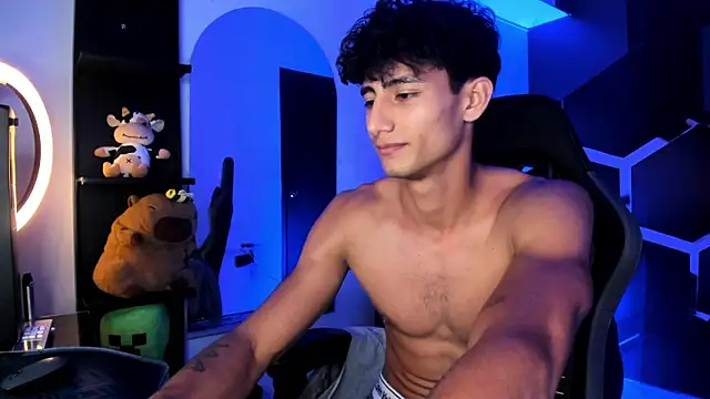 Chatroom XXX en direct de MaxiimoRomano_