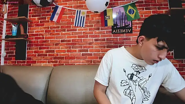 Webkamerová show Hoot_boyss_