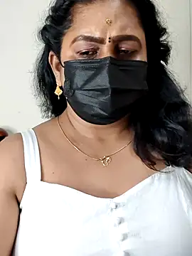 mallu_flower Chat XXX live