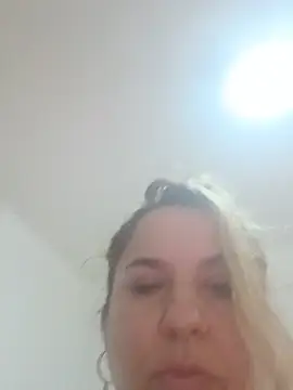 BelleInna Live XXX-Chat