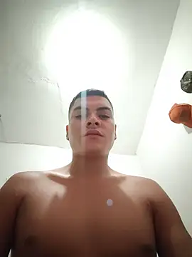 Mike3398 Live XXX-Chat