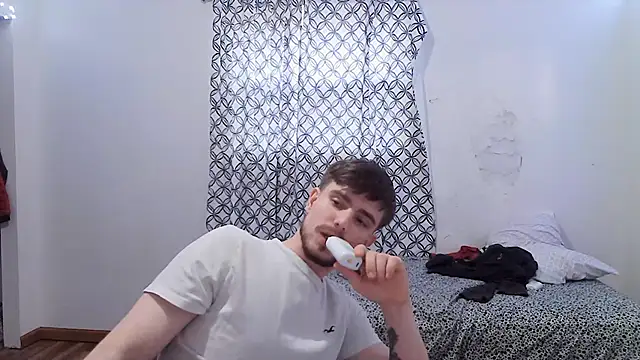 benzooo3n Live XXX chat