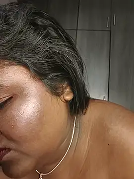 horny_dianaのライブXXXチャット