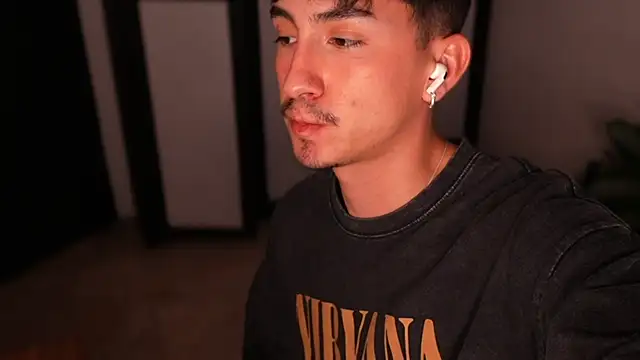 sweettaaron01のライブXXXチャット