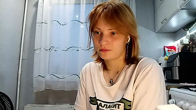 CacyBIoom Chat XXX in diretta