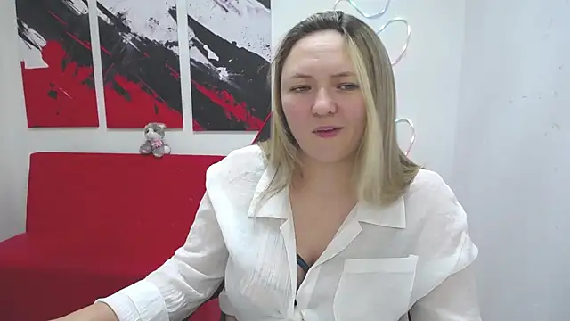 SallyVerda 即時 XXX 聊天