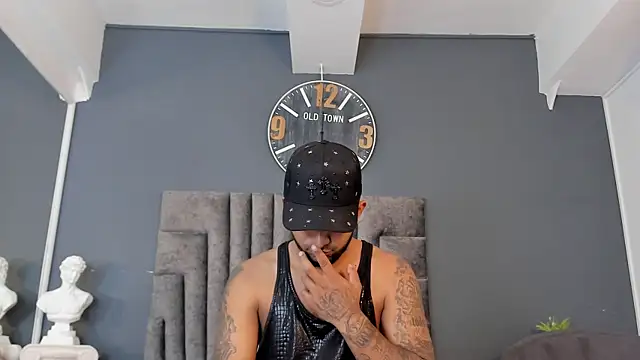 Robin_Rief Chat XXX in diretta