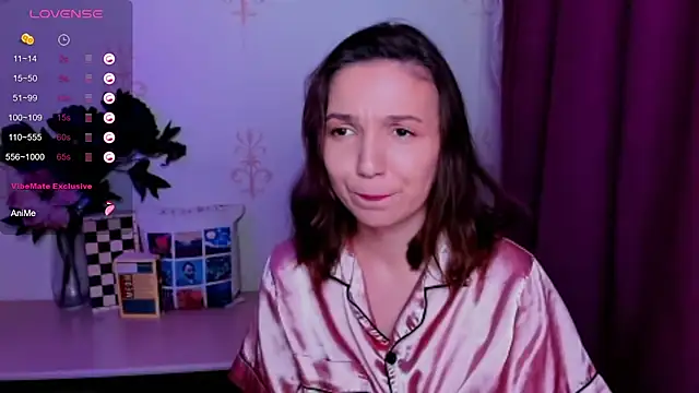 KindHazelHere_ Chat XXX in diretta