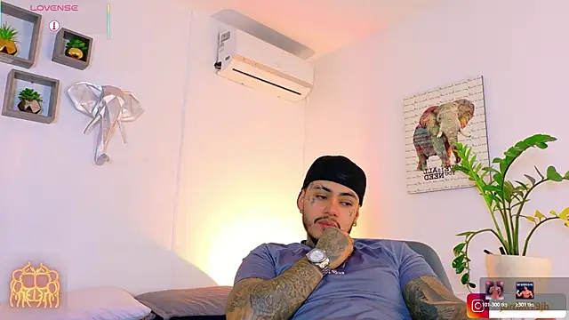 Živý XXX chat JordanSmiith_