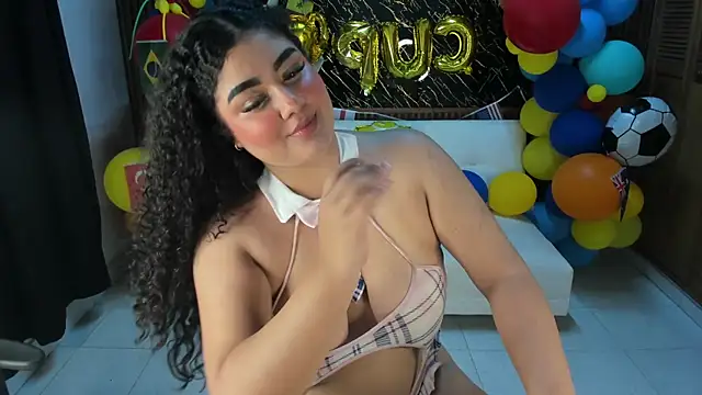 Karla18_ Live XXX-chat