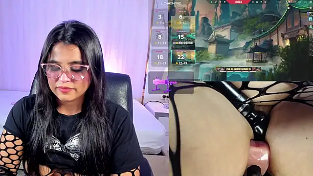 LuciaReid 现场XXX聊天