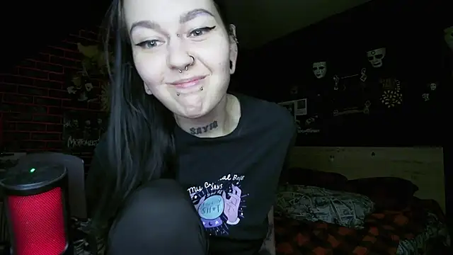 Chat +18 de MoorderxDoll ao vivo