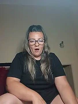 Sweetredvelvet Webcam show