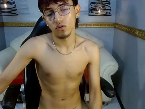 TheHotSaulito: απευθείας συνομιλία ΧΧΧ