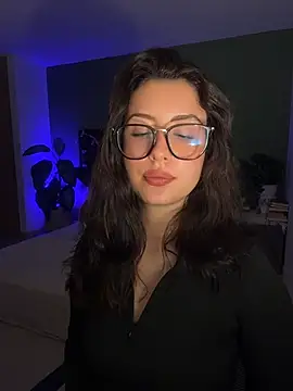 EmaSaenz Chat XXX in diretta
