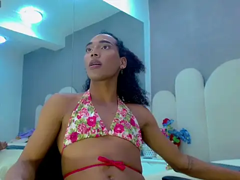 bella_77_ Chat XXX in diretta