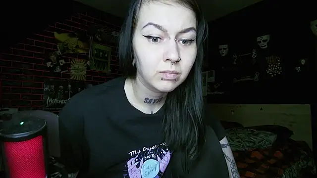 แชท XXX สดของ MoorderxDoll