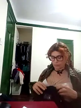 Chat +18 de fenix_colette ao vivo