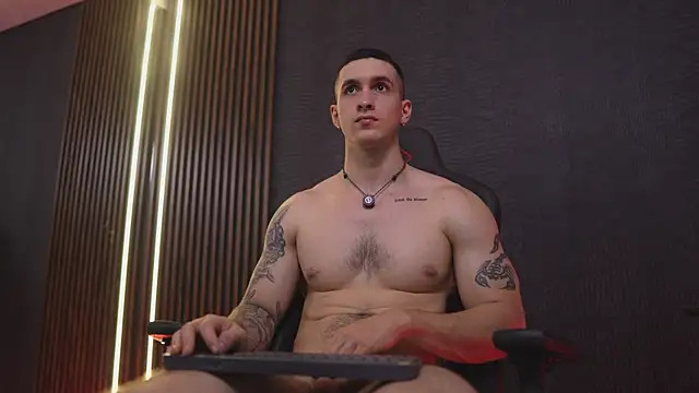 Chat XXX ao vivo de JacksonOlsenn