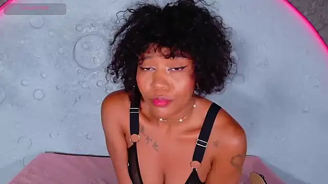 Shanelsmith Live XXX-chat