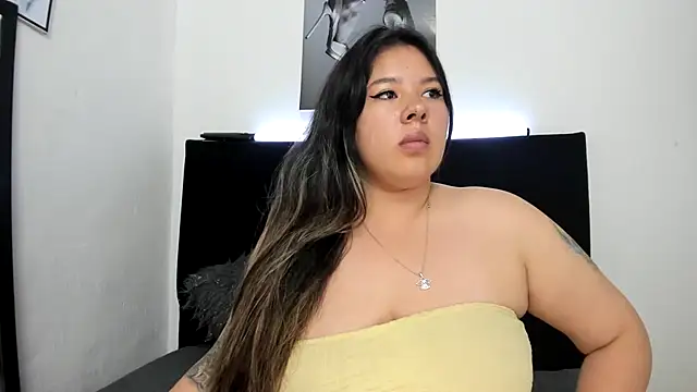 Chat +18 de LinaBrowm ao vivo