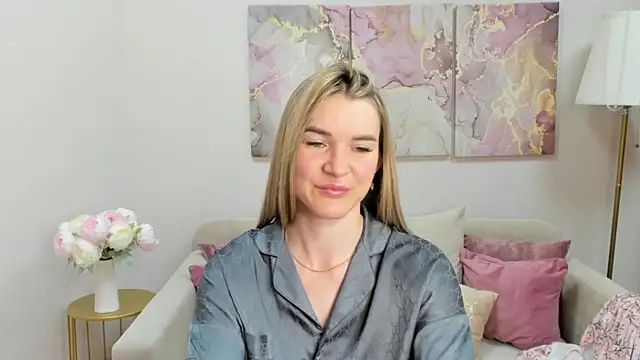 RoxyReignn Chat XXX in diretta