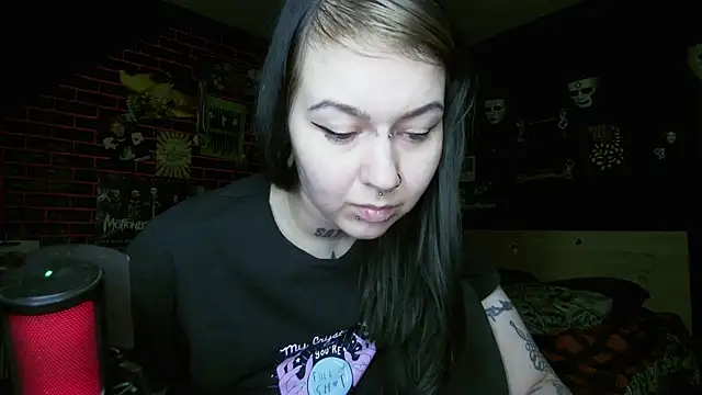 MoorderxDoll 라이브 XXX 채팅