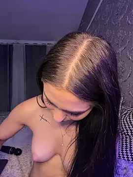 Chat XXX en directo de Olivia_Noor