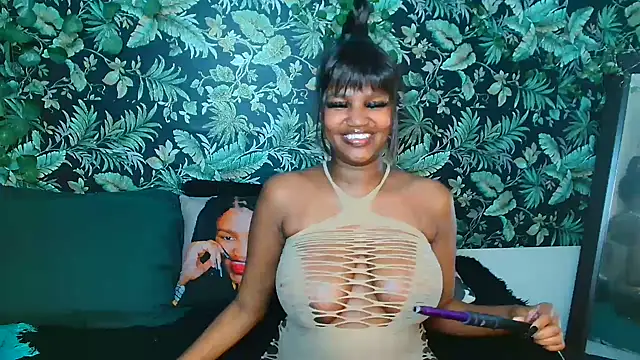 Chat +18 de FAIRYBABE ao vivo