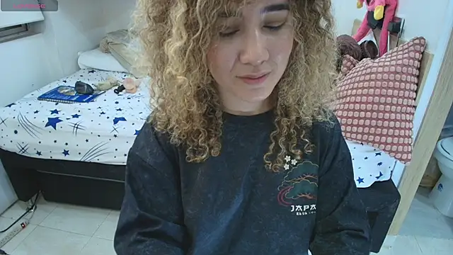 Živý XXX chat Charlotte11-11