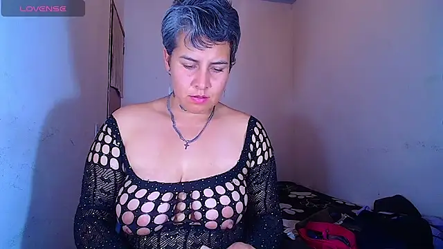 Yessi_rousseのライブXXXチャット