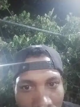 Show modela nuncaa0 na web-kameri