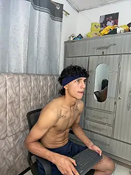 عرض كام alex_martin47