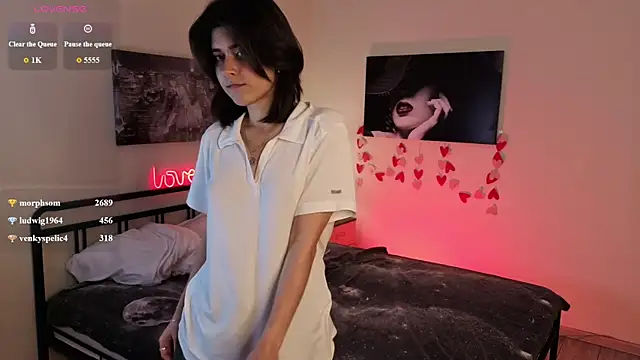 Chat +18 de Barbara_Little ao vivo