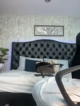 Chat +18 de Lander_Cruz ao vivo