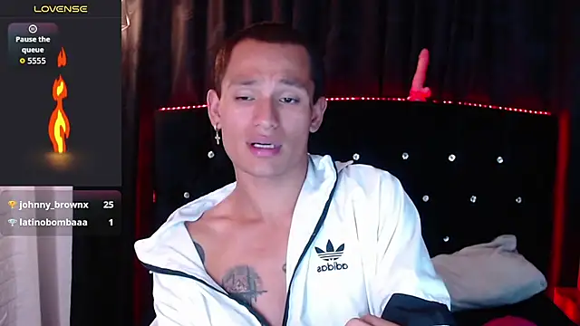 แชท XXX สดของ damian_dimon