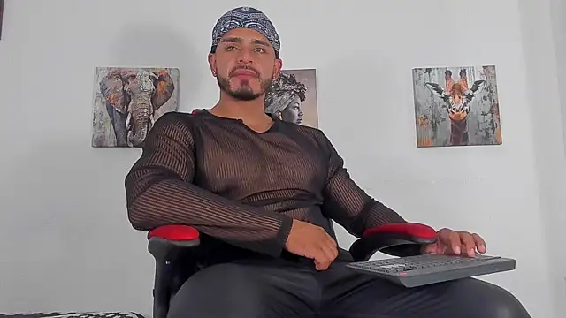 Chat XXX ao vivo de magnusclark