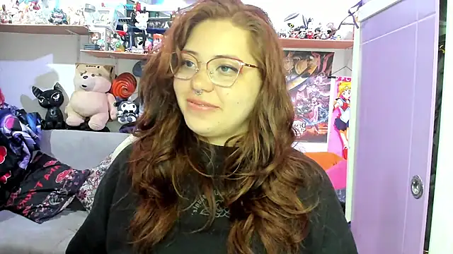 Онлайн чат XXX soficammy