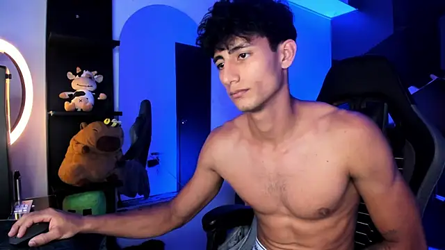 MaxiimoRomano_ Chat XXX in diretta