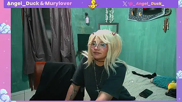 צ'אט XXX בשידור חי של Angel_Duck