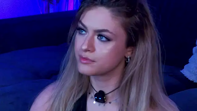 AnneMaryie Chat XXX in diretta