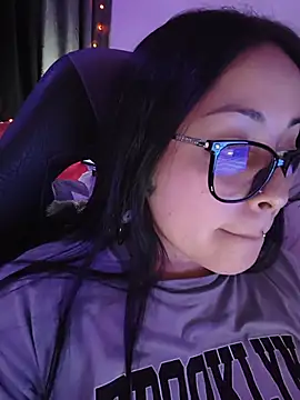 Bella-Gema Chat XXX in diretta