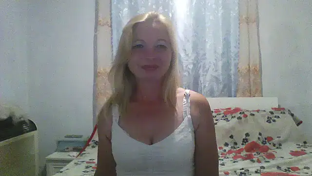 Lola_115 Chat XXX in diretta