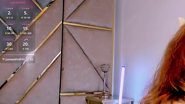 MikaelaStone 라이브 XXX 채팅